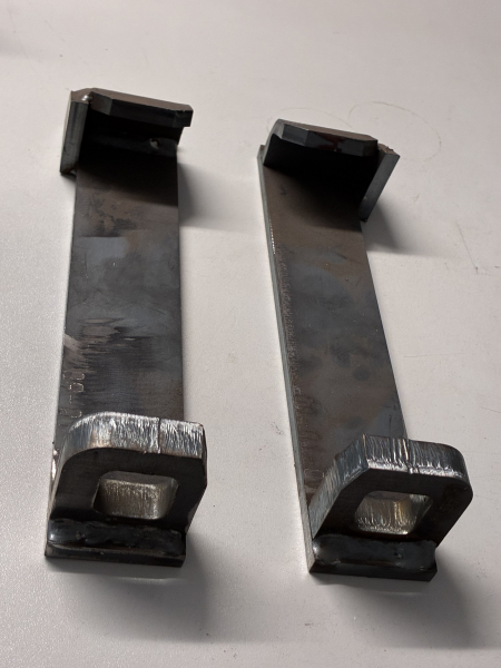 Koppelhaken Avant, Bausatz - 213mm Lochabstand, Stahl S355, 1 Paar (2 Stück)